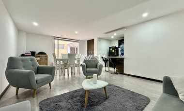 Venta - Apartamento De Dos Habitaciones En Primer Piso Con Terraza