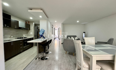 Venta - Apartamento De Dos Habitaciones En Primer Piso Con Terraza