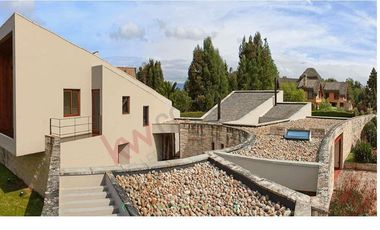 En Arriendo casa campestre en condominio, vereda la Balsa Chía Cundinamarca