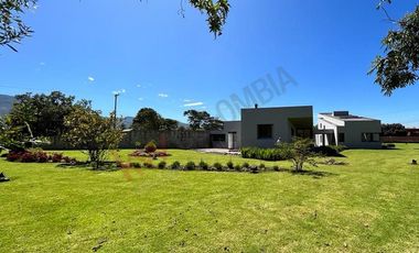 En Arriendo casa campestre en condominio, vereda la Balsa Chía Cundinamarca