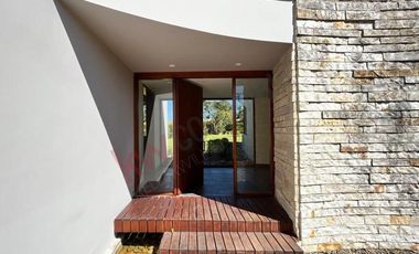 En Arriendo casa campestre en condominio, vereda la Balsa Chía Cundinamarca