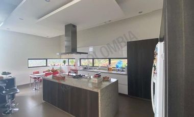 MAGNIFICA CASA EN LA CALERA CUNDINAMARCA