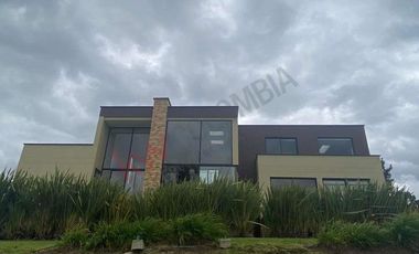 MAGNIFICA CASA EN LA CALERA CUNDINAMARCA