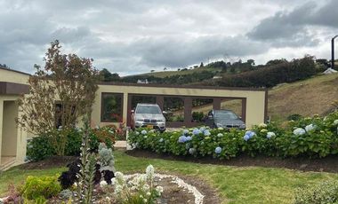 MAGNIFICA CASA EN LA CALERA CUNDINAMARCA