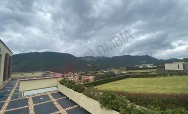 MAGNIFICA CASA EN LA CALERA CUNDINAMARCA