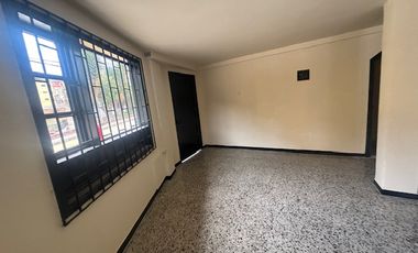 Venta Locales Comerciales Ubicados Cerca Del Parque Principal En La Calera
