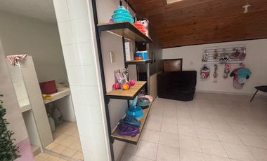 Venta Locales Comerciales Ubicados Cerca Del Parque Principal En La Calera