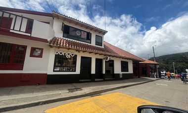 Venta Locales Comerciales Ubicados Cerca Del Parque Principal En La Calera