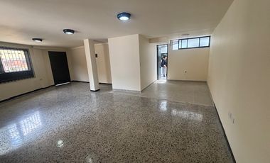 Venta Locales Comerciales Ubicados Cerca Del Parque Principal En La Calera