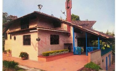 En venta Espectacular CASA CAMPESTRE