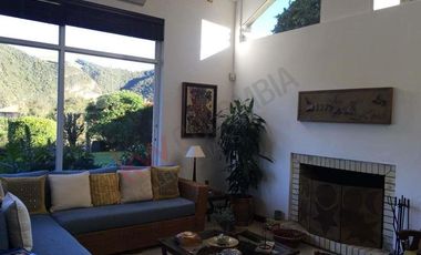 VENTA MACADAMIA EXCLUSIVO CONJUNTO EN LA CALERA