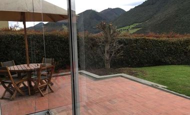 VENTA MACADAMIA EXCLUSIVO CONJUNTO EN LA CALERA