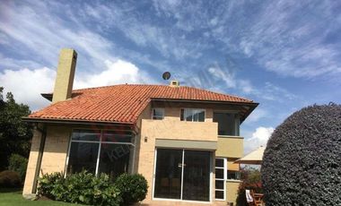 VENTA MACADAMIA EXCLUSIVO CONJUNTO EN LA CALERA