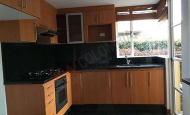 VENTA MACADAMIA EXCLUSIVO CONJUNTO EN LA CALERA