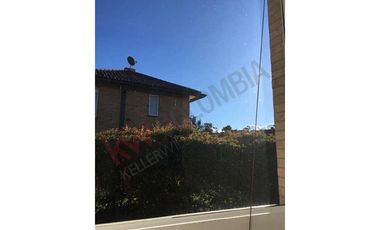 VENTA MACADAMIA EXCLUSIVO CONJUNTO EN LA CALERA