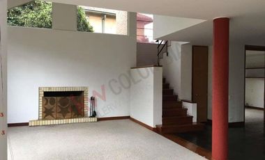 VENTA MACADAMIA EXCLUSIVO CONJUNTO EN LA CALERA