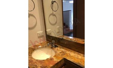 VENTA MACADAMIA EXCLUSIVO CONJUNTO EN LA CALERA