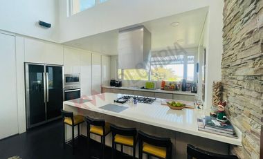 VENDO ESPECTACULAR CASA EN LA CALERA