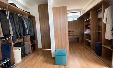 Venta Casa Espectacular - Club House - La Calera
