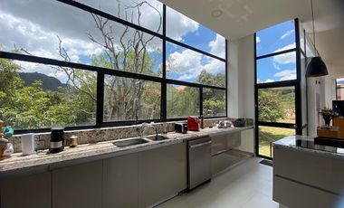 Venta Casa Espectacular - Club House - La Calera