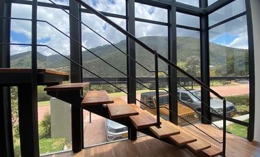 Venta Casa Espectacular - Club House - La Calera