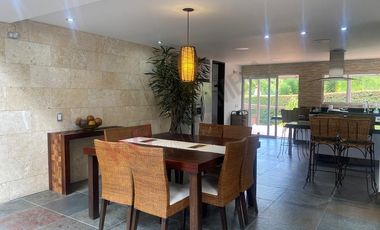 Renta Espectacular Casa Campestre Amoblada 356m2 en un solo nivel más altillo