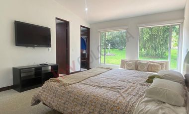 Renta Espectacular Casa Campestre Amoblada 356m2 en un solo nivel más altillo