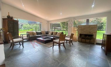 Renta Espectacular Casa Campestre Amoblada 356m2 en un solo nivel más altillo