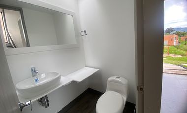 Arriendo - Casa Campestre Para Estrenar En Macadamia, La Calera