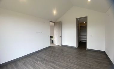 Arriendo - Casa Campestre Para Estrenar En Macadamia, La Calera