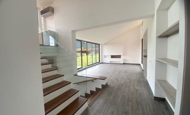 Arriendo - Casa Campestre Para Estrenar En Macadamia, La Calera