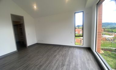 Arriendo - Casa Campestre Para Estrenar En Macadamia, La Calera