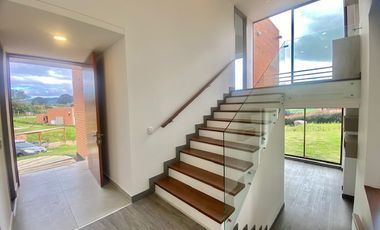 Arriendo - Casa Campestre Para Estrenar En Macadamia, La Calera