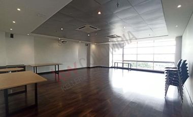 Oficina Equipada en Arriendo Torre 3 Edificio Empresarial North Point-8481