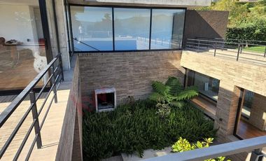 VENTA ESPECTACULAR CASA LA CALERA EN CONJUNTO CERRADO