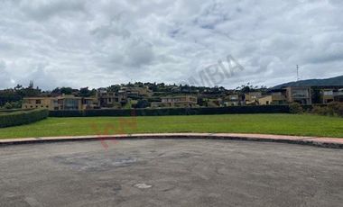 VENDO LOTE EN CLUB HOUSE- LA CALERA-5891