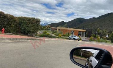 VENDO LOTE EN CLUB HOUSE- LA CALERA-5891