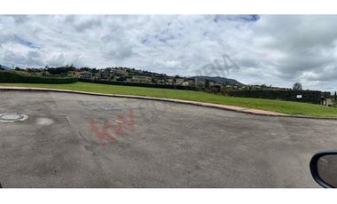 VENDO LOTE EN CLUB HOUSE- LA CALERA-5891