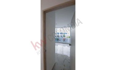 Vendo Casa de tres pisos en Conjunto Campestre Cerrado