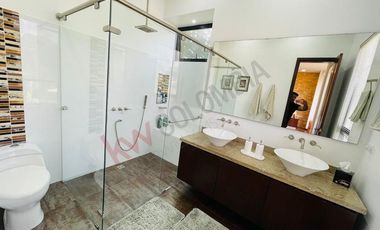 VENDO MAGNIFICA CASA EN LA CALERA CASA DE CAMPO