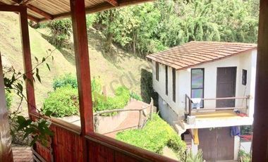 VENDO ESPECTACULAR CASA CAMPESTRE LA CLERA EL HATO.-9297
