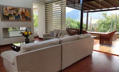 En Venta Casa Luxury En El Exclusivo Sector De Valle Alto En La Calera