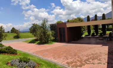 En Venta Casa Luxury En El Exclusivo Sector De Valle Alto En La Calera