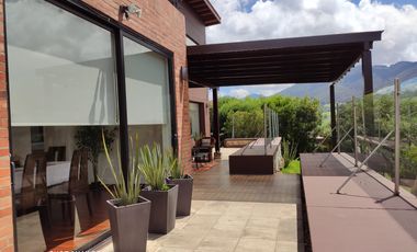 En Venta Casa Luxury En El Exclusivo Sector De Valle Alto En La Calera