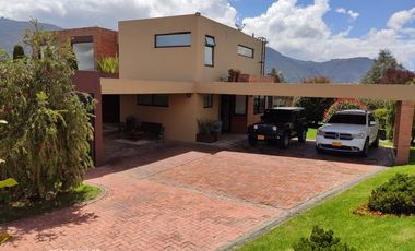 En Venta Casa Luxury En El Exclusivo Sector De Valle Alto En La Calera