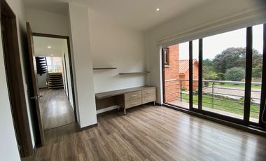 Casa Campestre En Renta En Condominio Pan De Azúcar- Vereda Yerbabuena Chía.