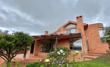 Casa Campestre En Renta En Condominio Pan De Azúcar- Vereda Yerbabuena Chía.