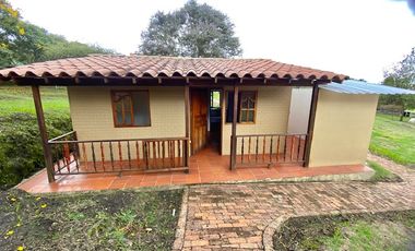 Casa Campestre En Renta En Condominio Pan De Azúcar- Vereda Yerbabuena Chía.