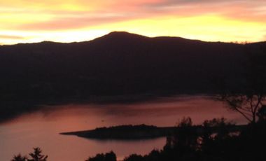 Vendo Grandiosa Casa Con Vista Majestuosa Al Embalse San Rafael