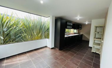 Venta - Hermosa Casa En La Calera Urbana